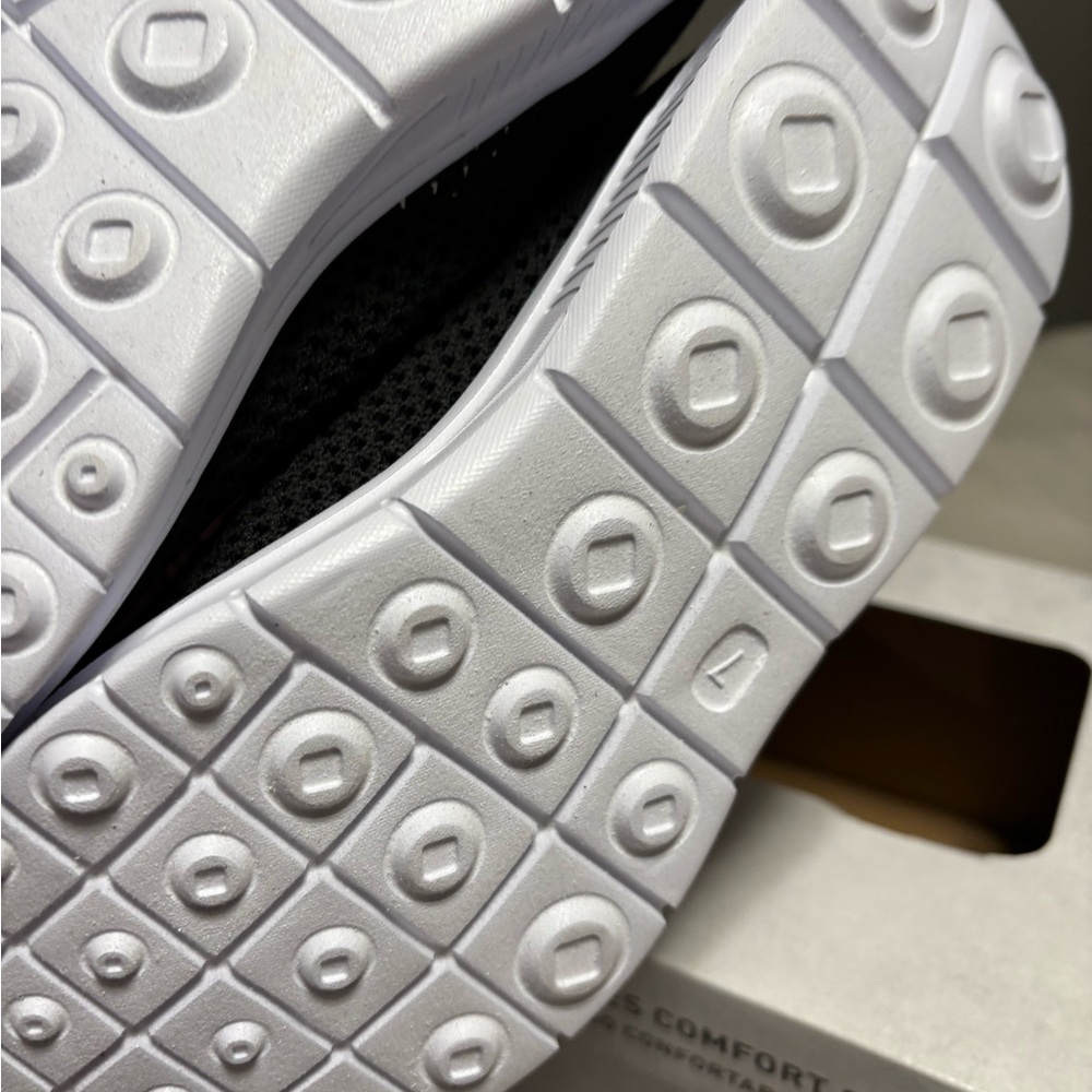 Trane Women's Black Athletic Slip-On Shoes - Picture 9 of 11